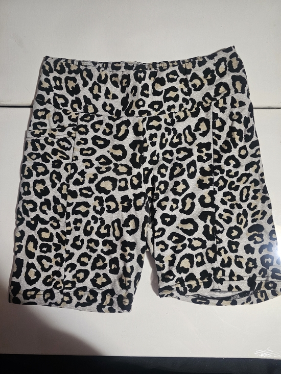 No Boundaries Pants - 🩷 Leopard Print Women’s Stretch Shorts - Biker Shorts